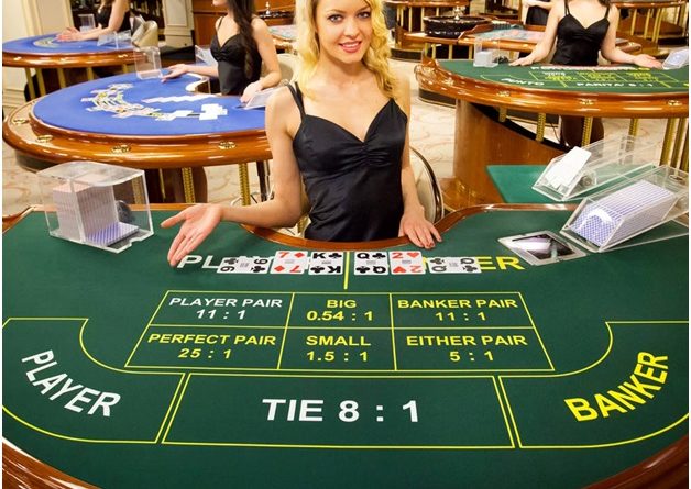 Come si Gioca a Blackjack dal Vivo su Rich Casino